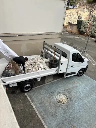 Chargement des gravats en fin de chantier par GSC